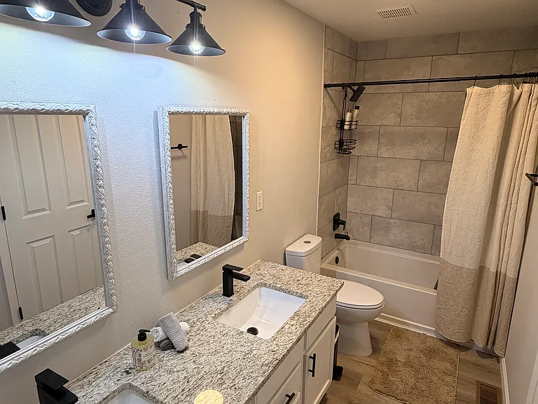 10527 Cadiz St NW — Photo 11