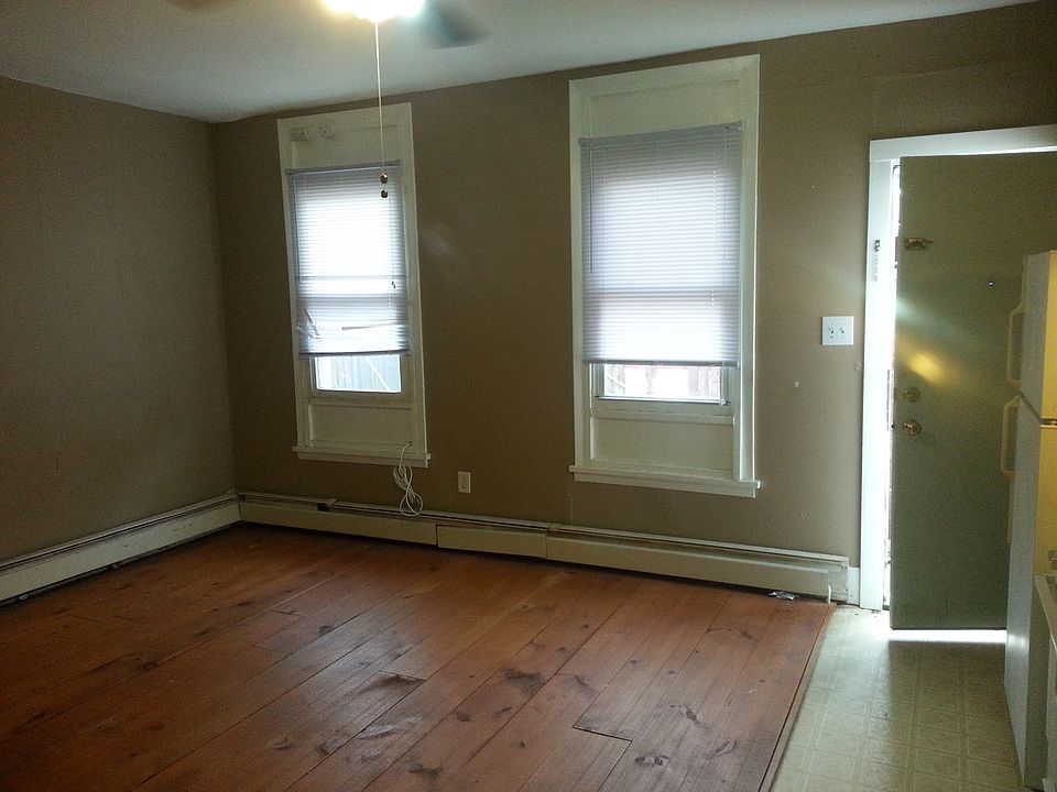 2nd image of 119 Genesee St APT 1
