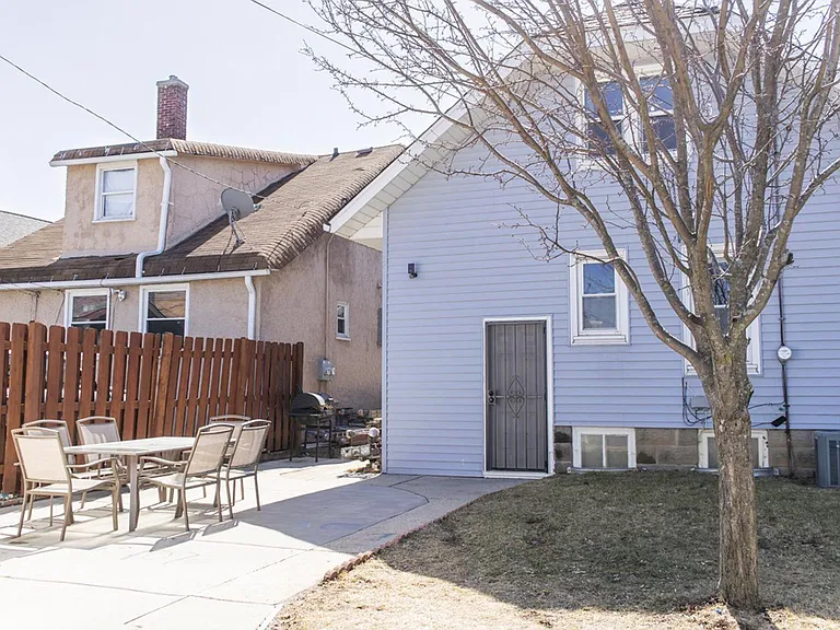 3220 W Madison St — Photo 22