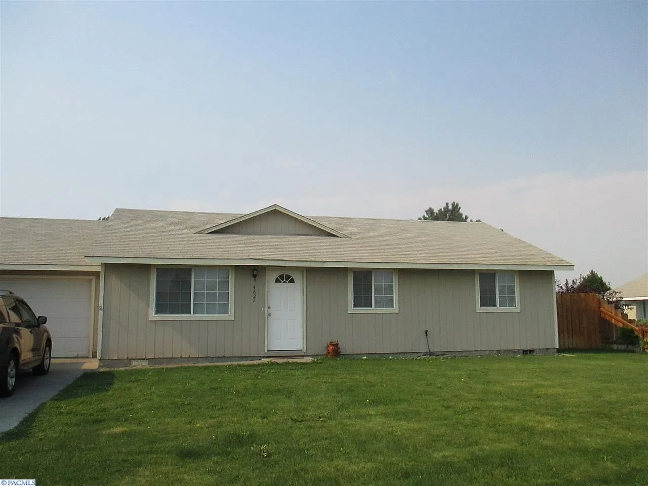 4827 Forsythia St photo 1