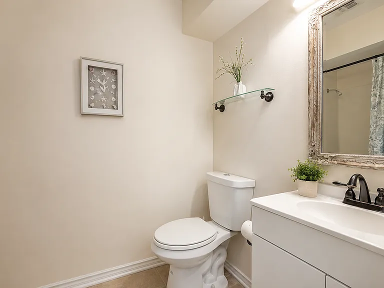 2217 Parkside Dr — Photo 6
