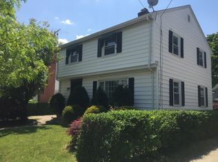 54 Jastram St, Providence, RI 02908