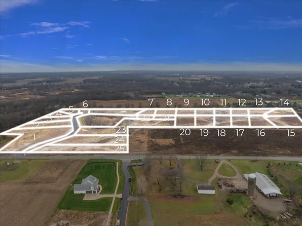 8572 Bosque Dr, Caledonia, MI 49316