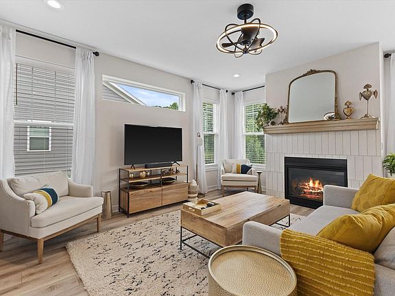 5th image of 9110 Creekside CIRCLE