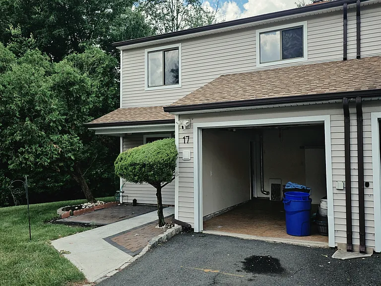 17 Palm Ct — Photo 18