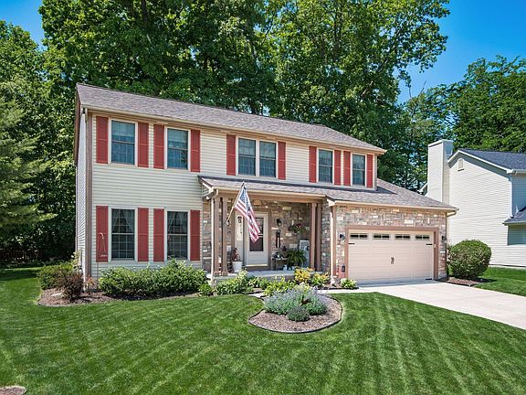3rd image of 690 Quail Hollow Dr S