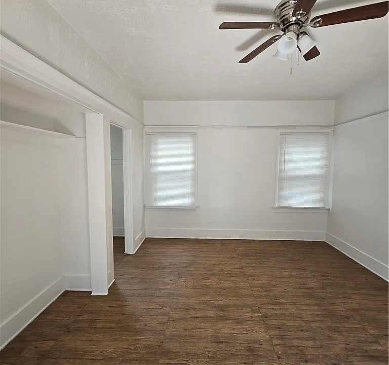 942 E 2nd St #12.5