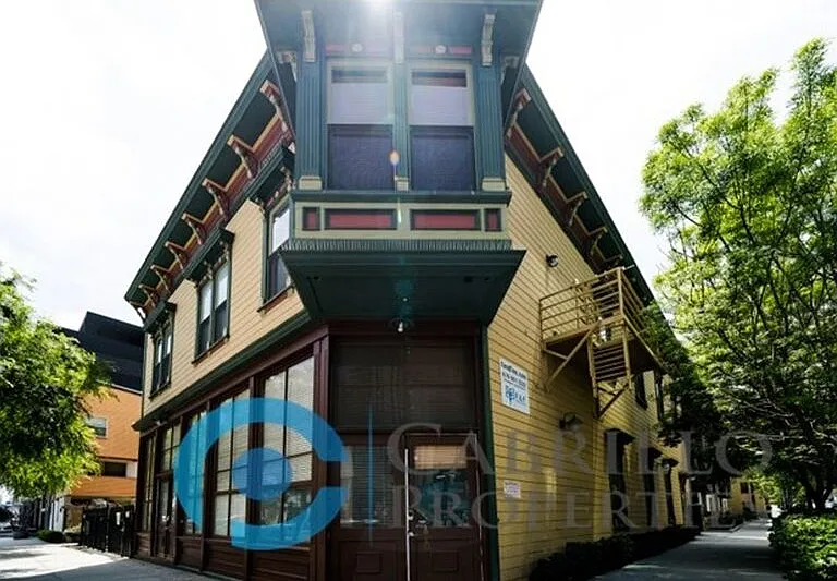 1499 J St — Photo 22