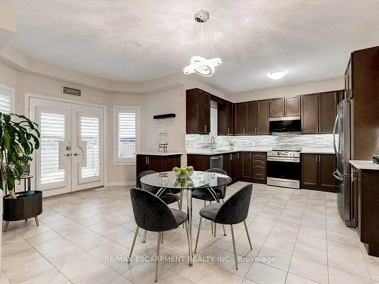85 Showcase Dr #MAIN — Photo 26