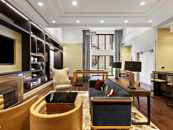 200 East 95th Street image 25 of 28