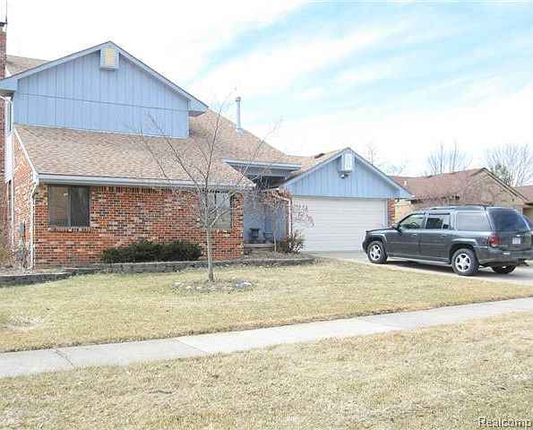 1st image of 1097 Whittier Dr