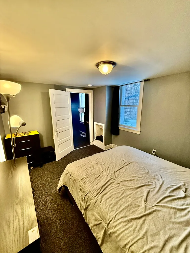 1 bed, 470 sqft, $850 — Photo 3