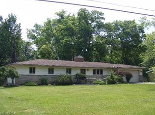 7647 Millerwood Ln, Parma, OH 44130