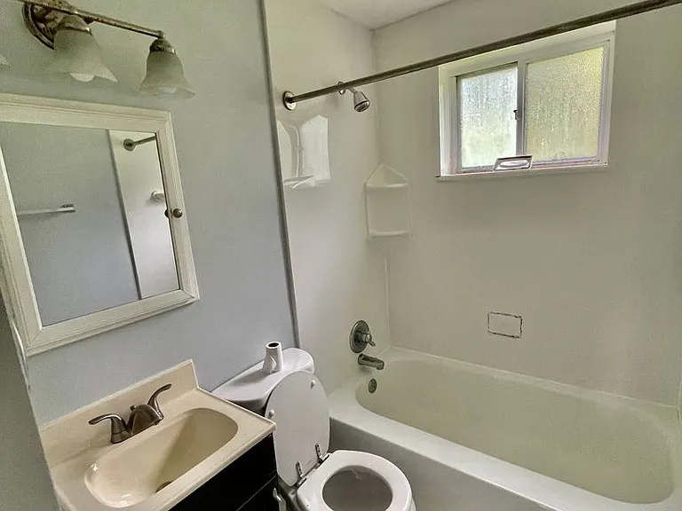 3582 S Park Rd — Photo 10
