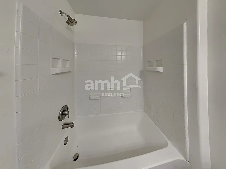 7918 S Clarkson Ct — Photo 15