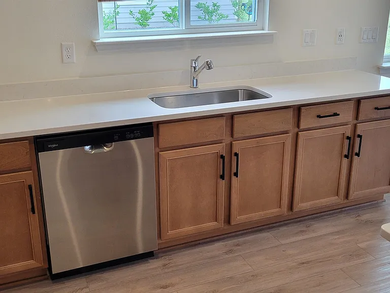 214 Santos Ln — Photo 22