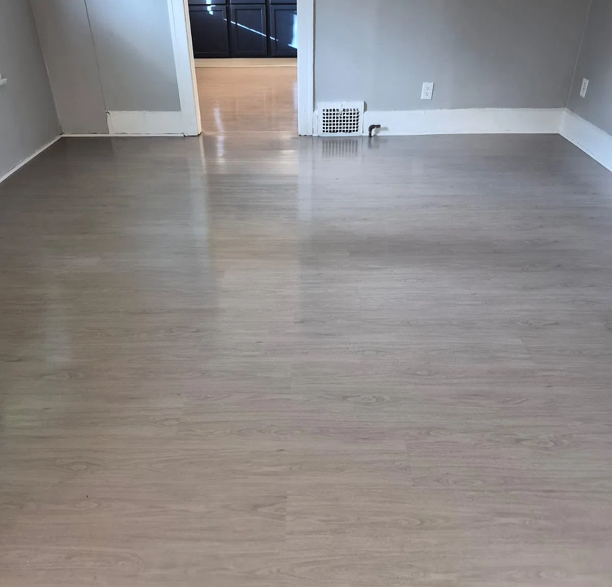 2 bed, $900 — Photo 3