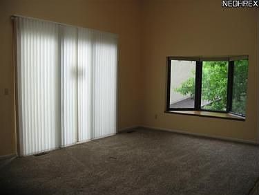 3rd image of 170 Lake Terrace Dr