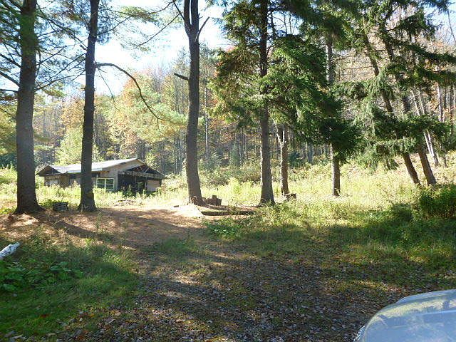 2nd image of 2176 Lynns Rd