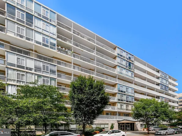 730 24th St NW APT 601, Washington, DC 20037