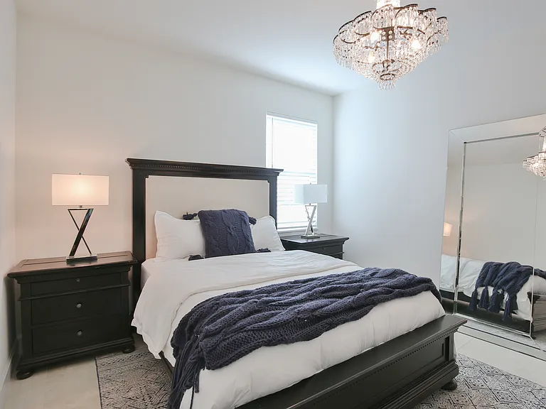 1115 Mallorca Dr — Photo 22