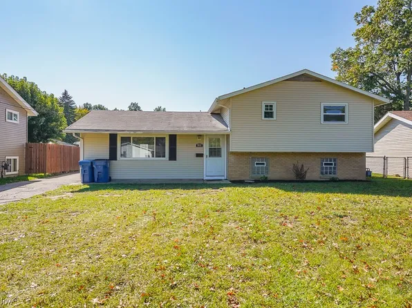 2032 E 41st St, Lorain, OH 44055