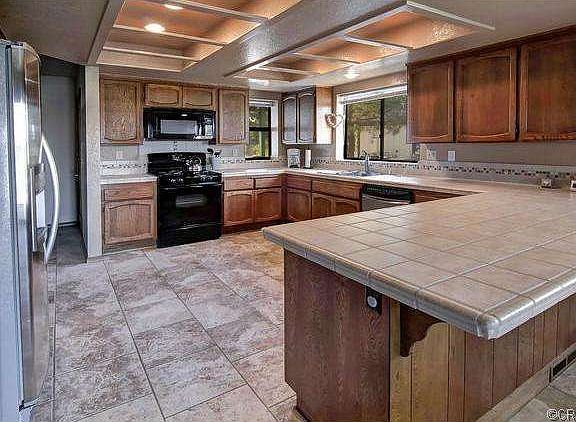 3rd image of 28922 Lassen Dr