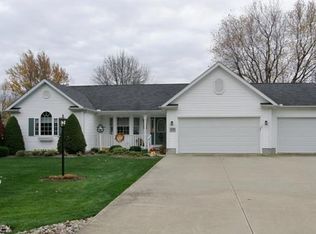 4074 Winterhaven Ct, Ashtabula, OH 44004