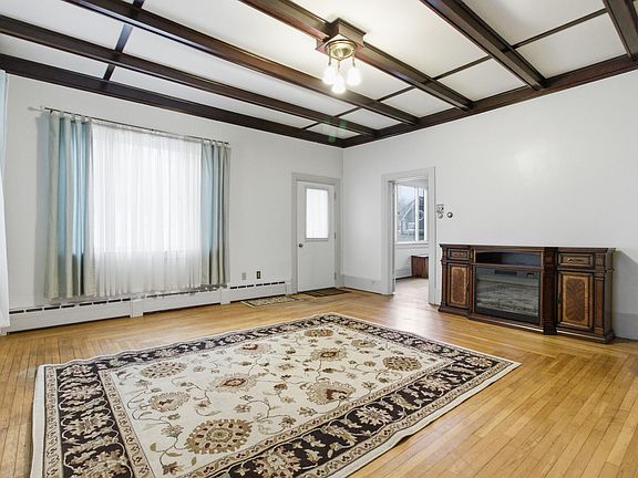 2nd image of 814 State St