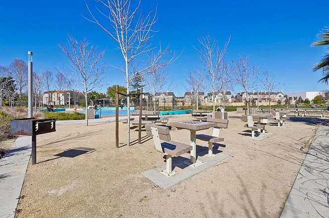 521 Porpoise Bay Ter #A — Photo 80