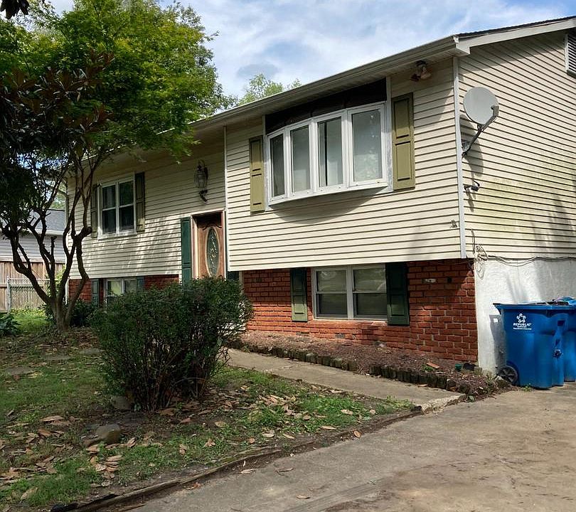 2nd image of 102 Midland Dr