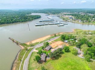 7011 Lake Shore Dr, Eufaula, OK 74432