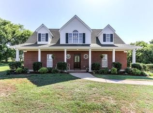 1714 Bear Creek Rd, Culleoka, TN 38451