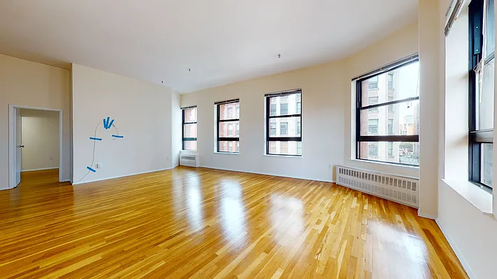 Rented by Bond New York | media 26