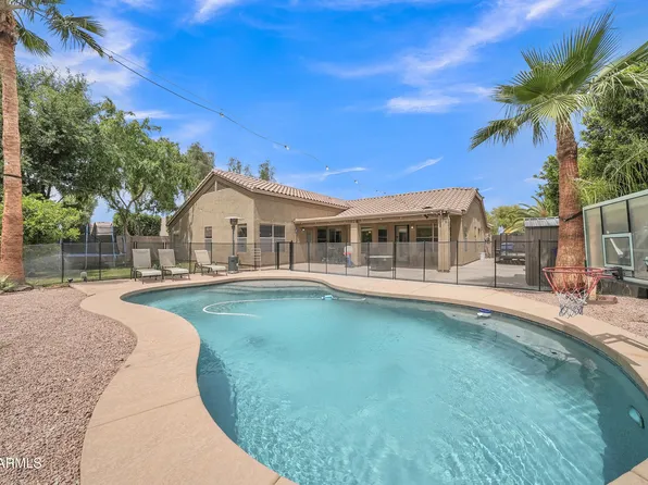 2343 E KEMPTON Road, Chandler, AZ 85225