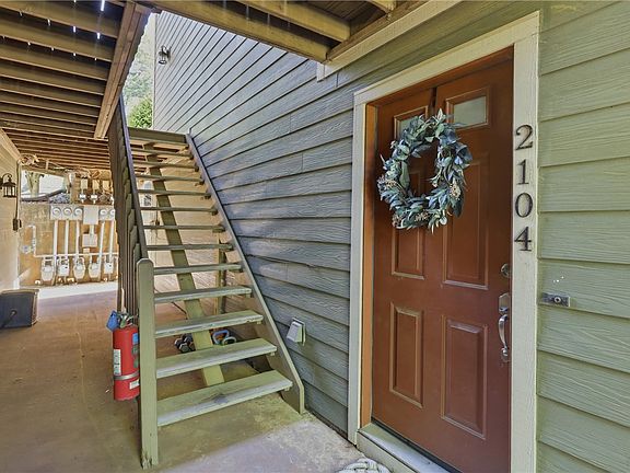 2nd image of 2104 Portside Way