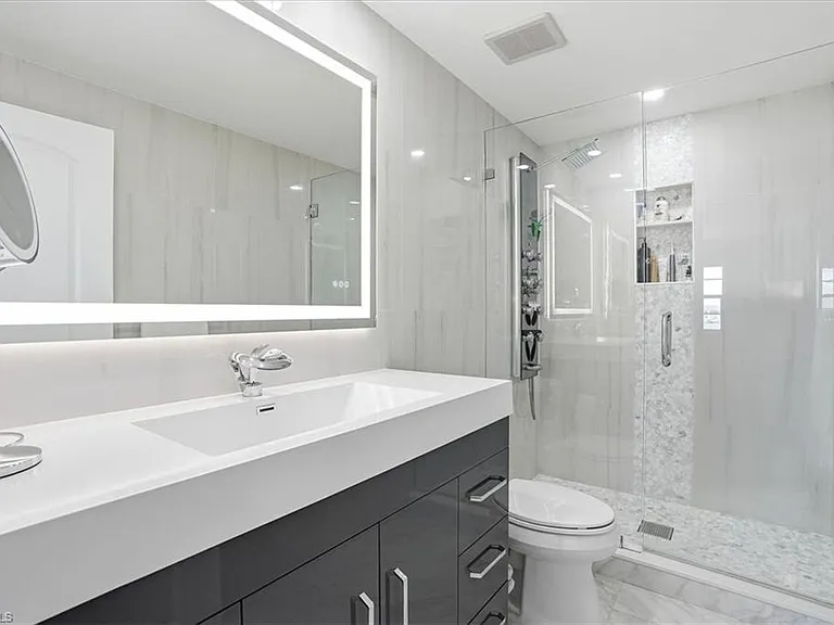 1280 Blue Point Ave #C30 — Photo 20