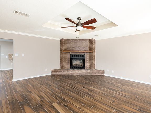 3rd image of 6725 Forest Trail Cir
