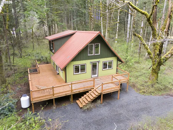 121 Pacific Rd, Stevenson, WA 98648