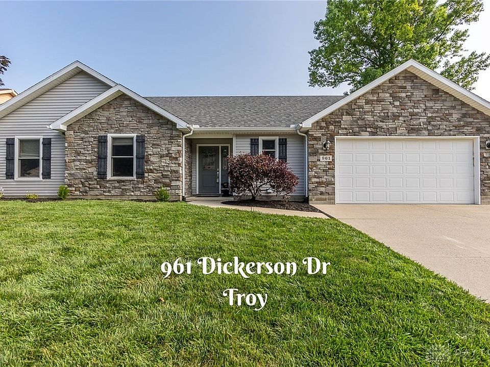 1st image of 961 Dickerson Dr