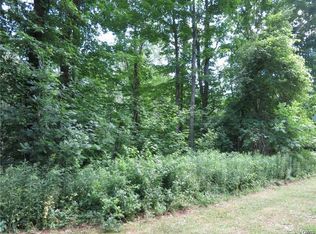 9028 River Rd, Phoenix, NY 13135