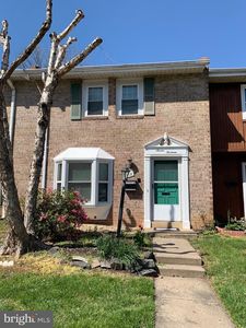 713 Colonial Ave S, Sterling, VA, 20164