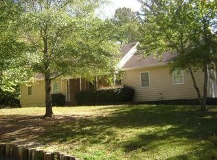 135 Lakeside Dr, Covington, GA 30016