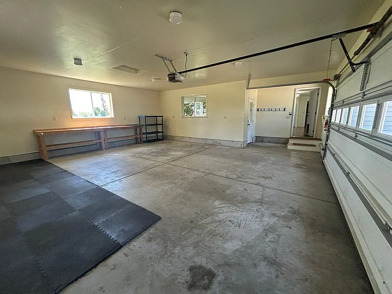 791 Springwood Ln — Photo 6