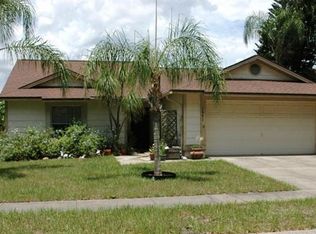 1641 Cobbler Dr, Lutz, FL 33559