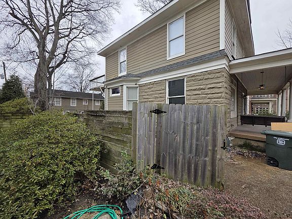 3rd image of 1235 Vinton Ave