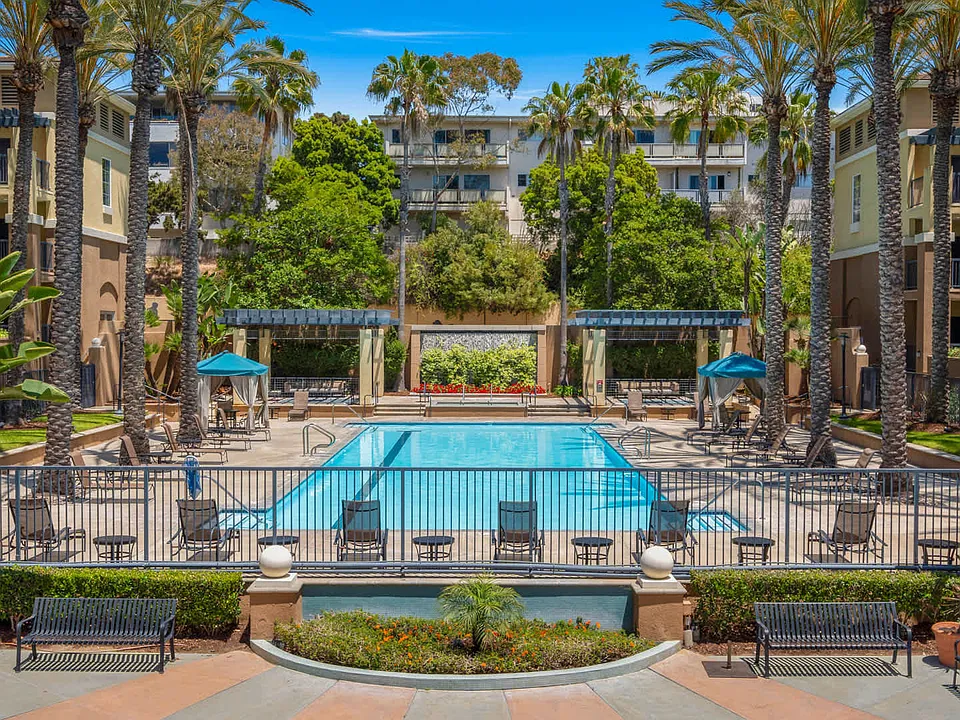 Mariposa at Playa del Rey