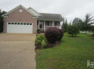 7323 Thurgood Rd, Wilmington, NC 28411