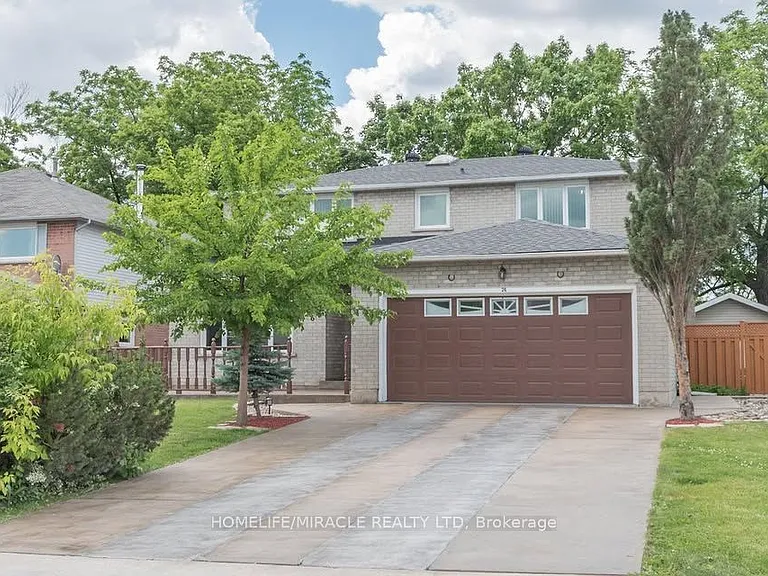 26 Blueberry Dr — Photo 2