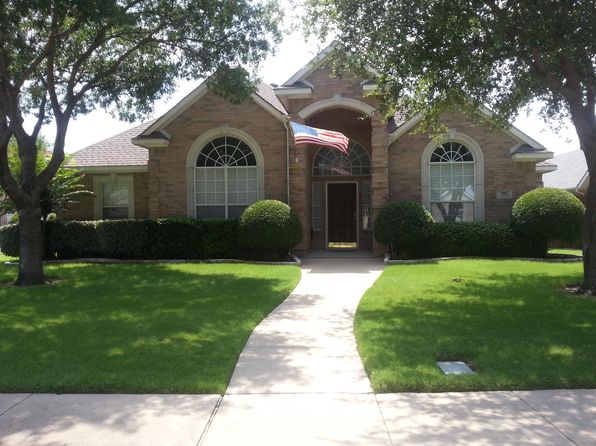 908 Sunningdale